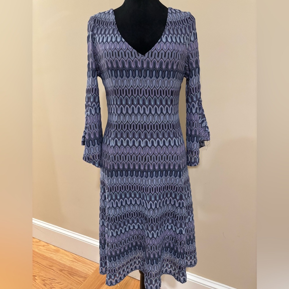 Roz & Ali Chevron Patterned Dress Missoni Purple Lavender Bell Sleeve Size Small